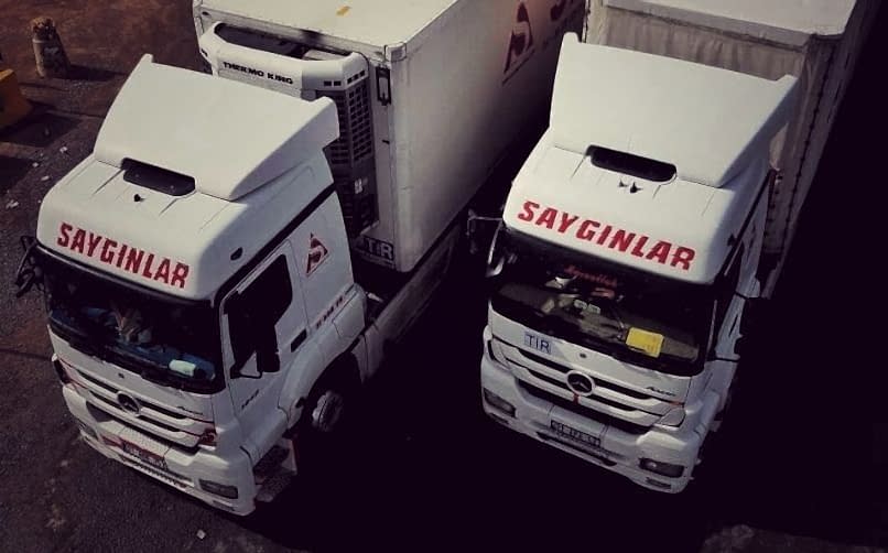 dubai'ye çalışan nakliyeciler